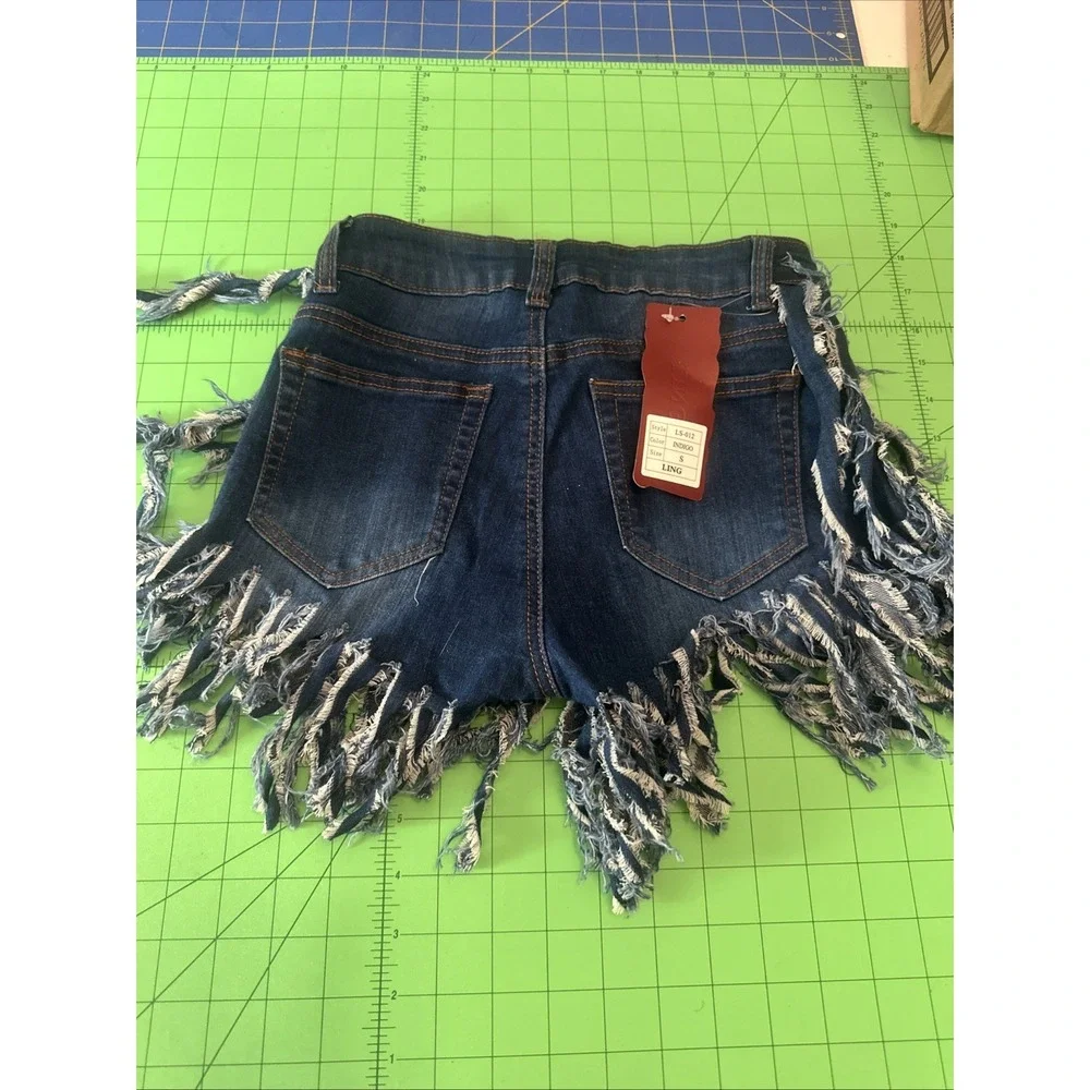 Women's‎ LING Fringe Hem Chain High Waisted Denim Shorts Dark Blue Size S